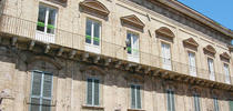 Palazzo Vitacolonna Palazzo Vitacolonna